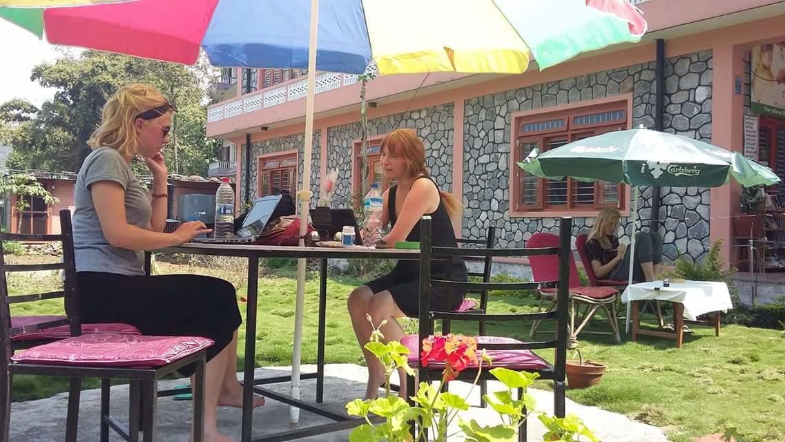פוקהרה Galaxy Inn Guest House מראה חיצוני תמונה