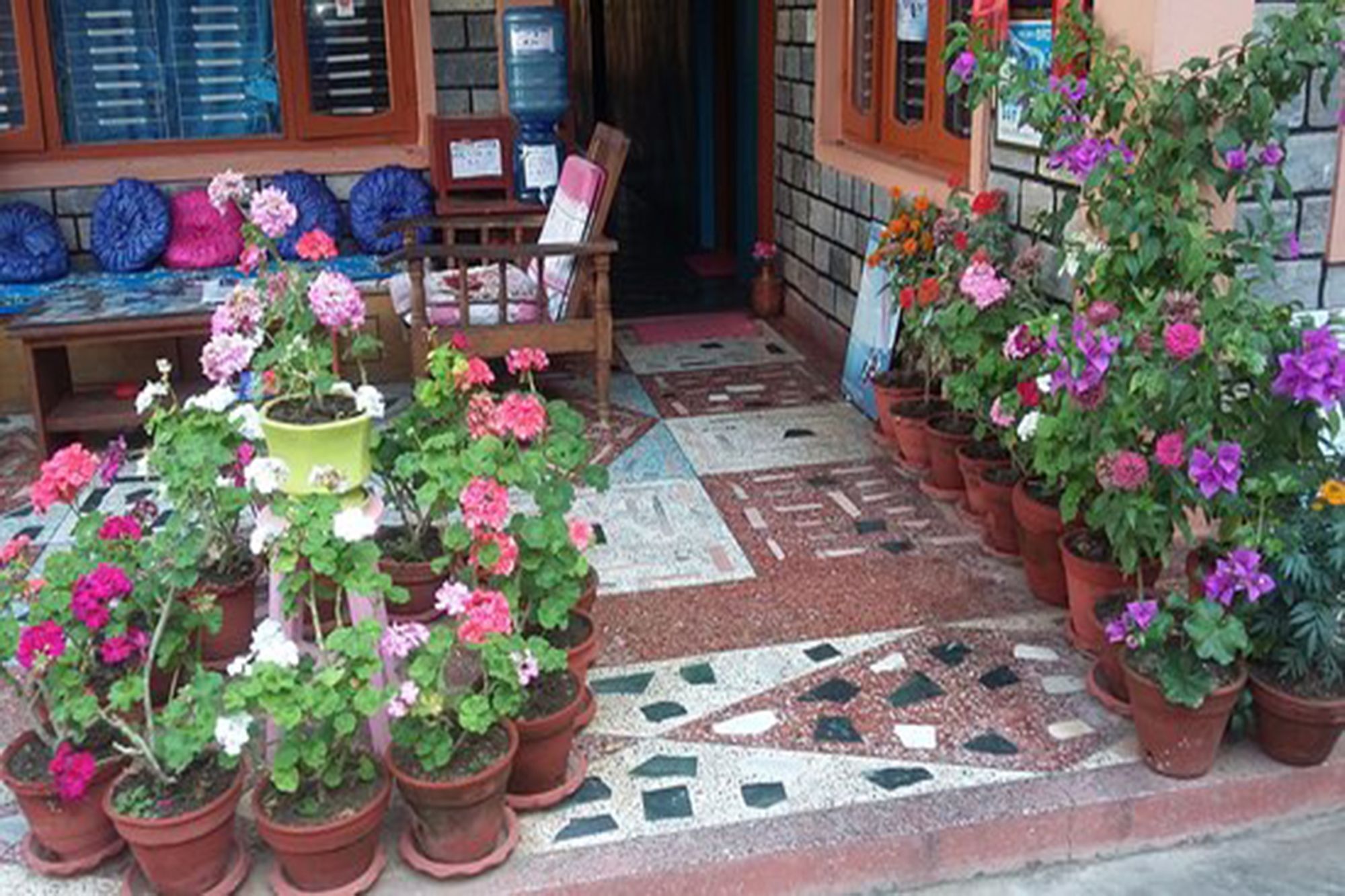 פוקהרה Galaxy Inn Guest House מראה חיצוני תמונה